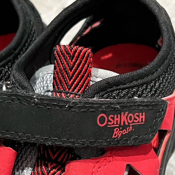 Oshkosh BGOSH Boys Sandal Shoes Red/Black Size 9M - Picture 2 of 6